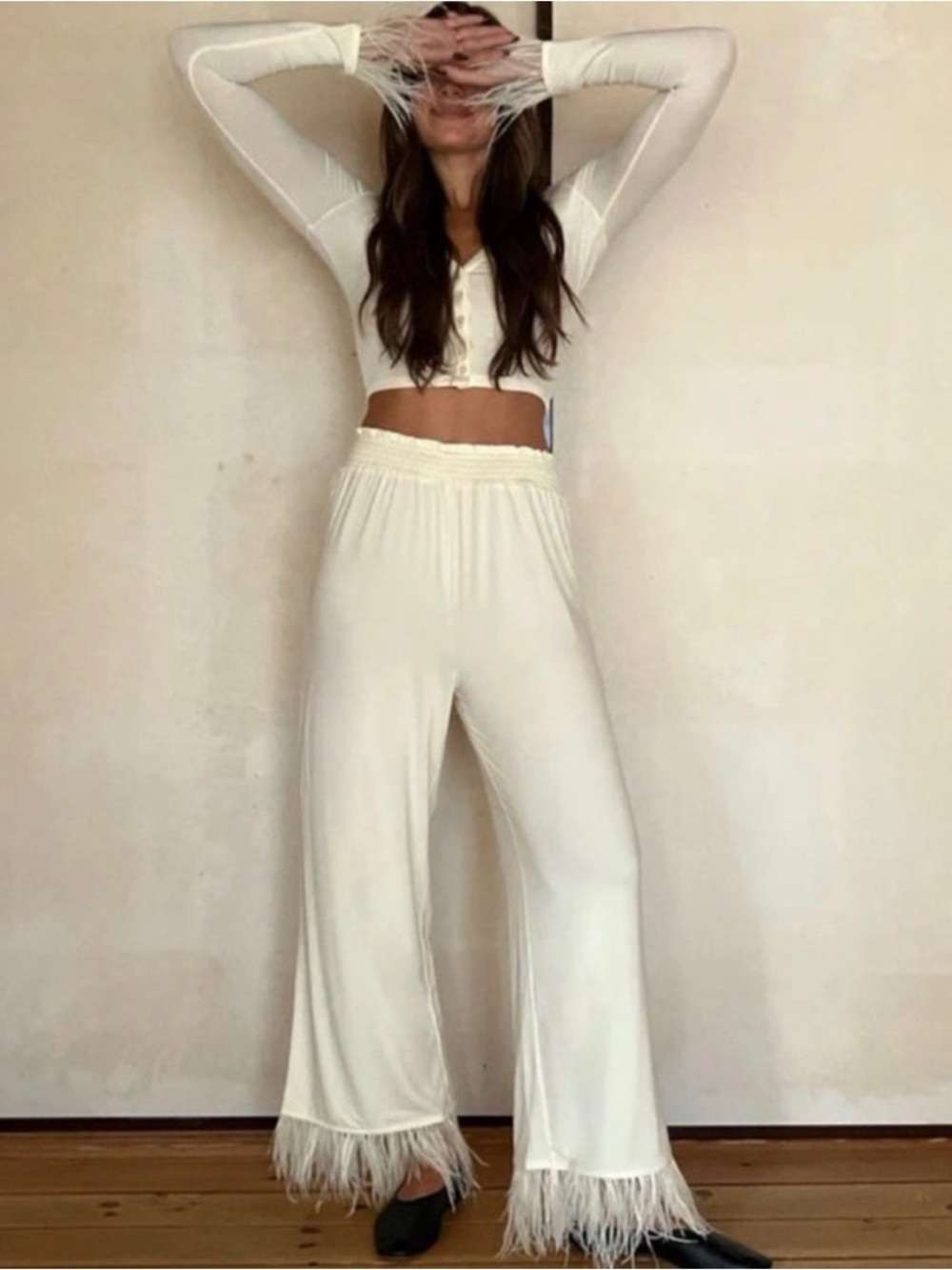 WeWoreWhat Ivory Cream Feather Trim Pullon Lounge Pants M Boho Honeymoon Bridal - Picture 1 of 5